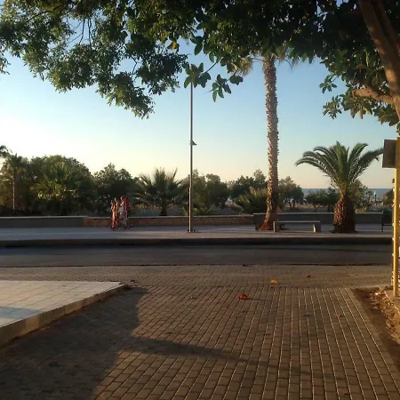 Korona Apartments-sea View *